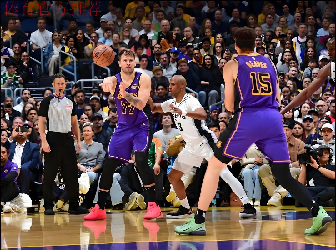 基扬特-乔治全场20投11中,三分10中5砍下37分5篮板6助攻 基扬特-乔治全场20投11中,三分10中5砍下37分5篮板6助攻